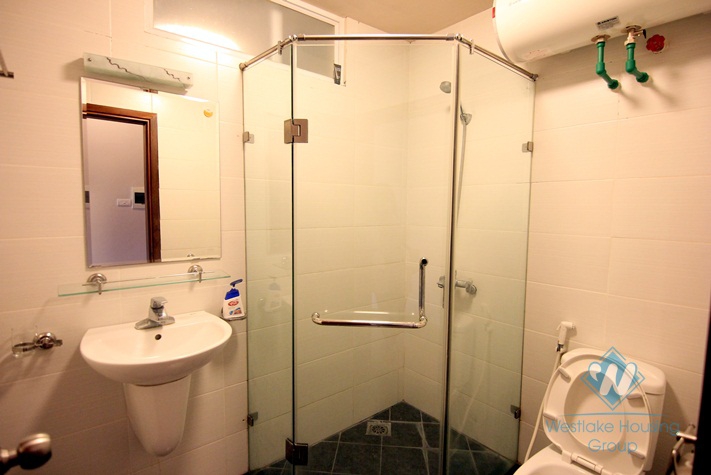 Lakeside two bedroom apartment to rent in Tay Ho